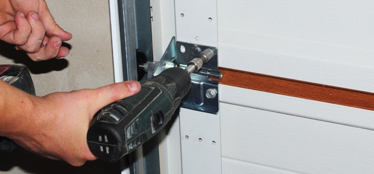 residential garage door service in Windsor